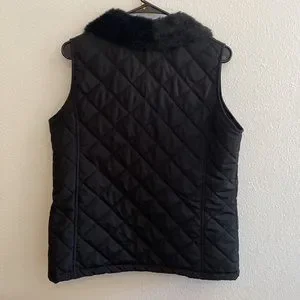 Laura Scott quilted puffy vest with faux fur collar